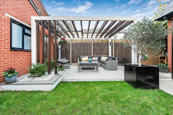 Simone Sarta, real estate photographer in London