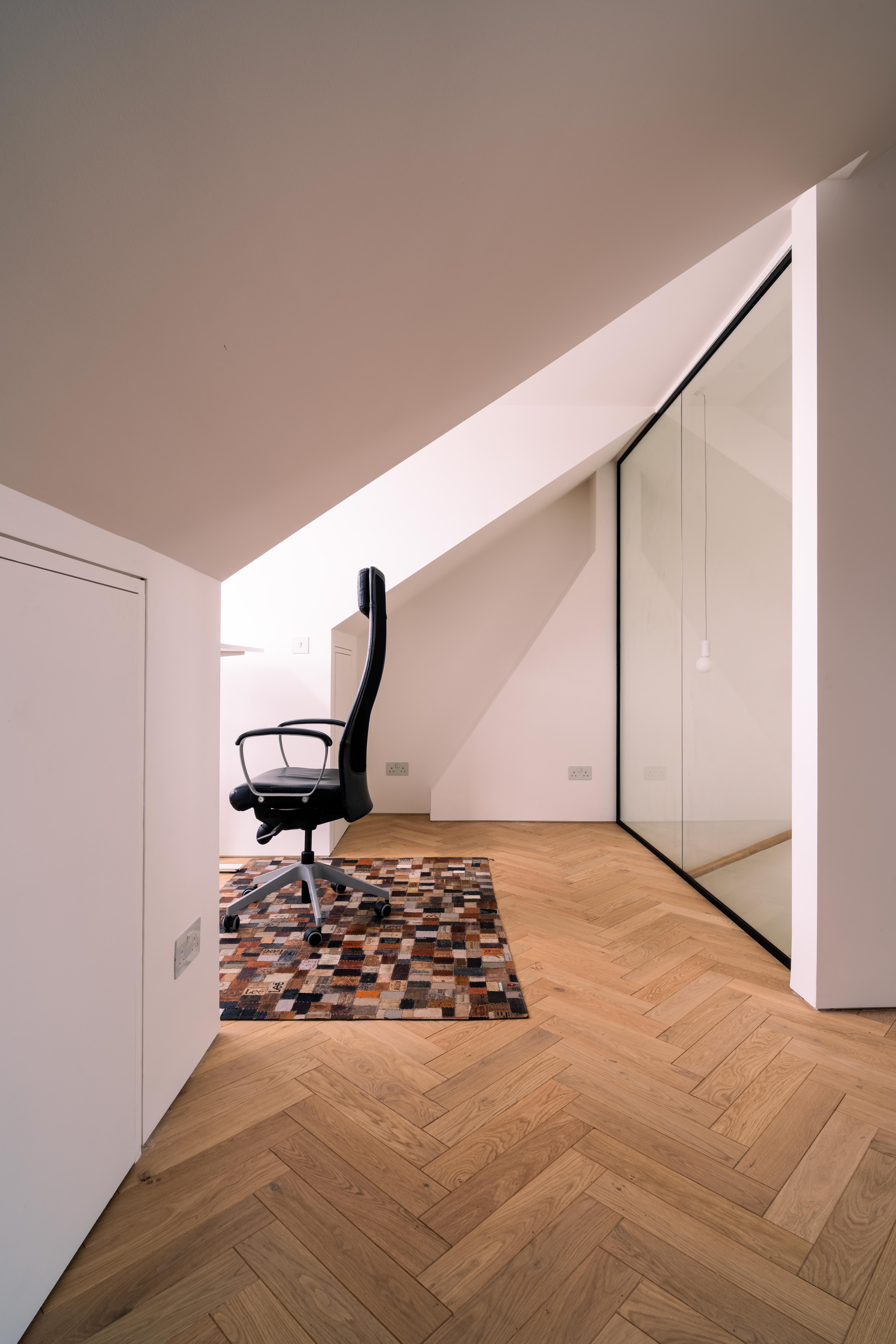 Simone Sarta, real estate photographer in London